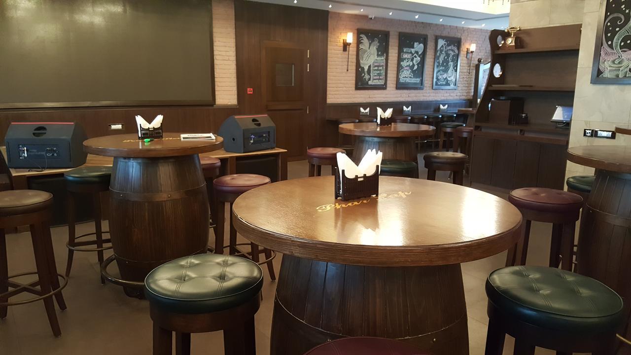 红松半岛酒店 孟买 外观 照片